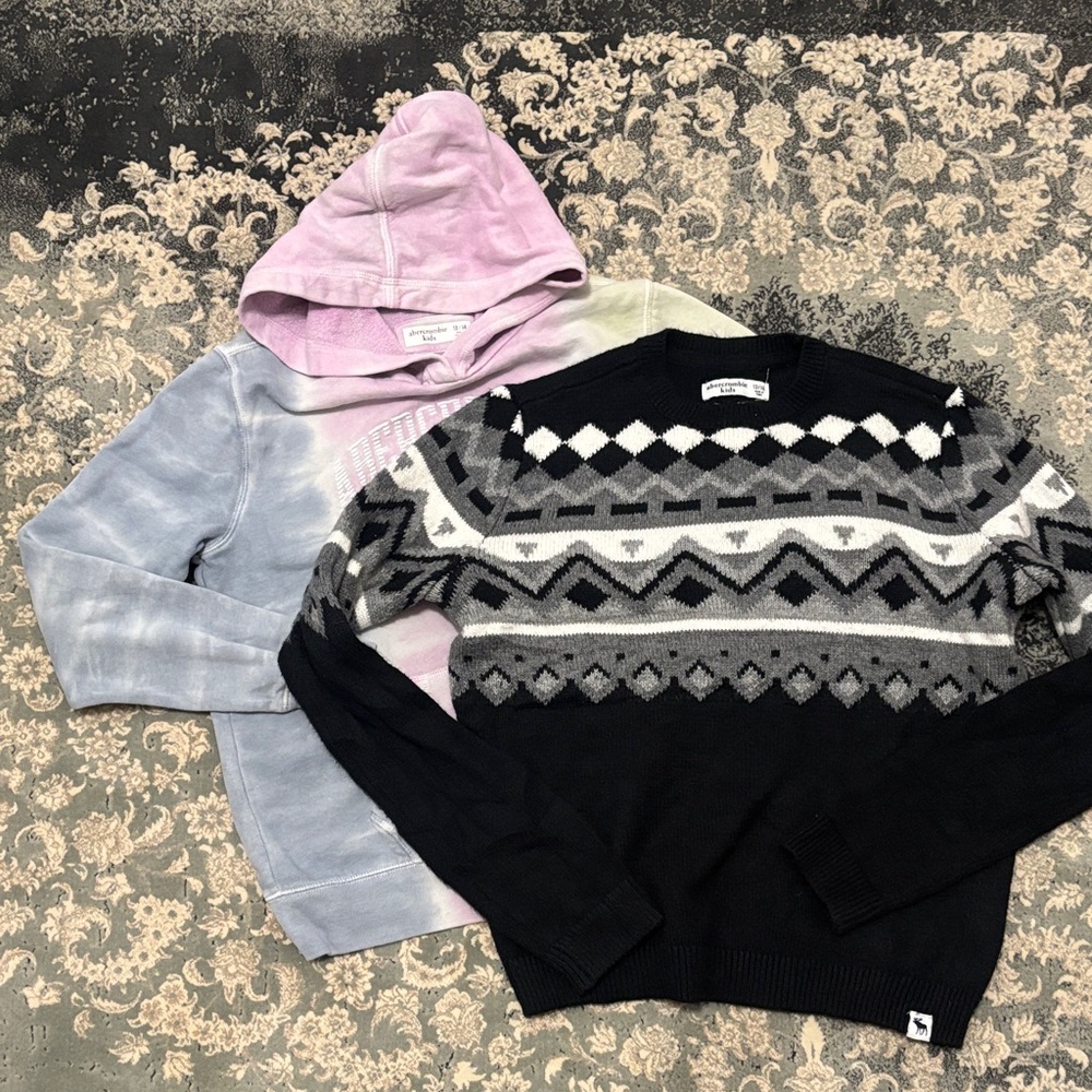 Abercrombie Kids Bundle Black and Gray Patterned Sweater and pullover Hoodie *